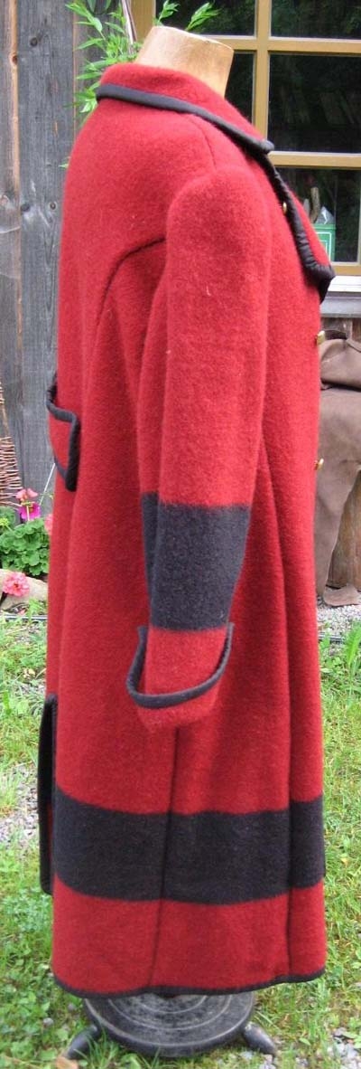 Hudson bay deals blanket capote