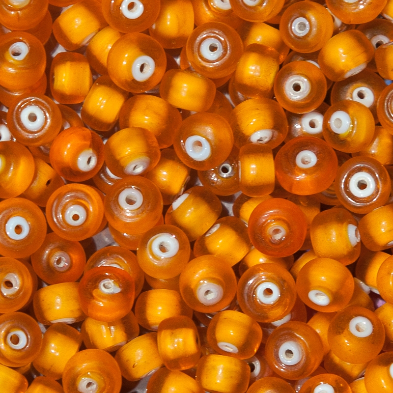 White Hearts, gelb, kleine Löcher, ø ca. 8mm