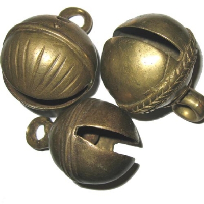 Alte Bronzeschellen, ø50-65mm