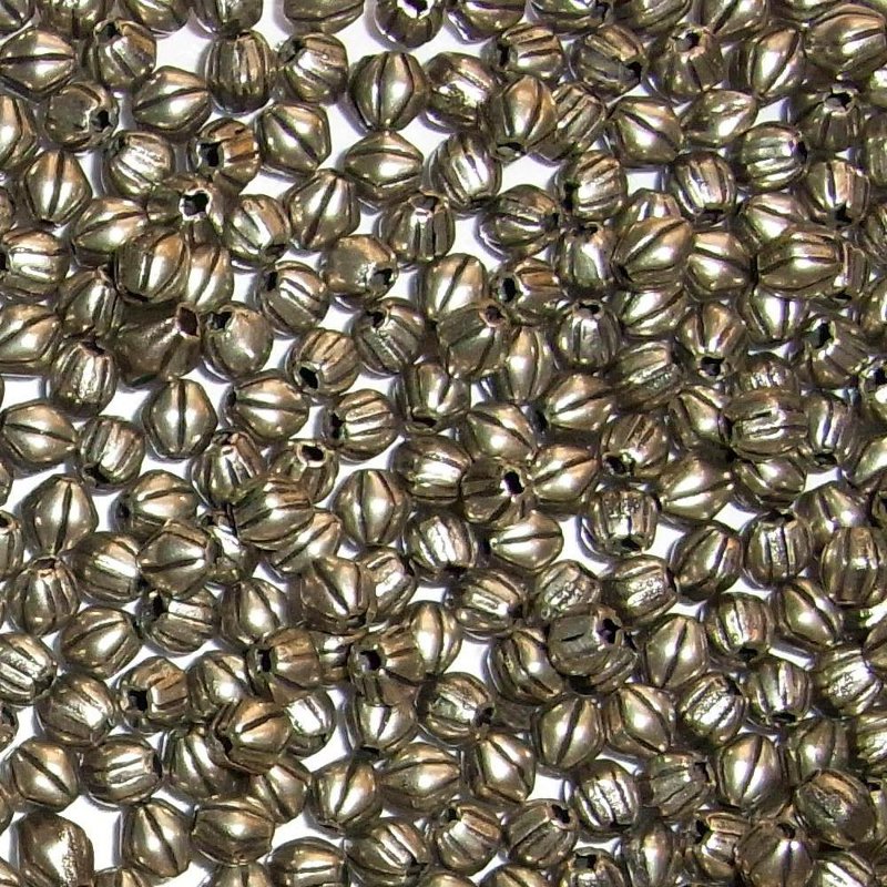 Metallperle versilbert