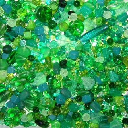 Glasperlenmischung, grün, 100g.